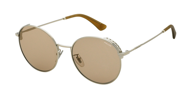 Alena Blohm Editorial04