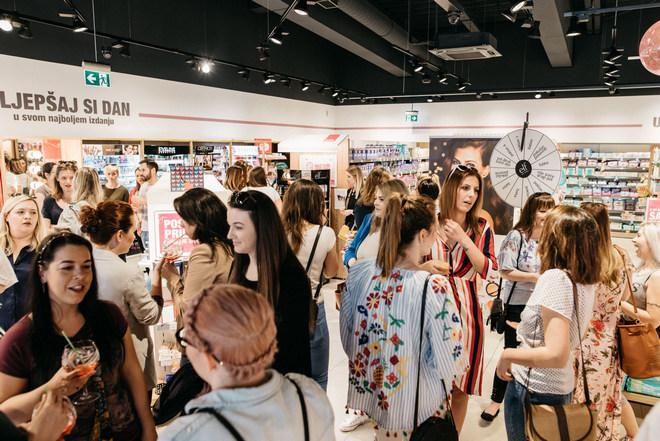 Predstavljanje e.l.f. Cosmetics 1