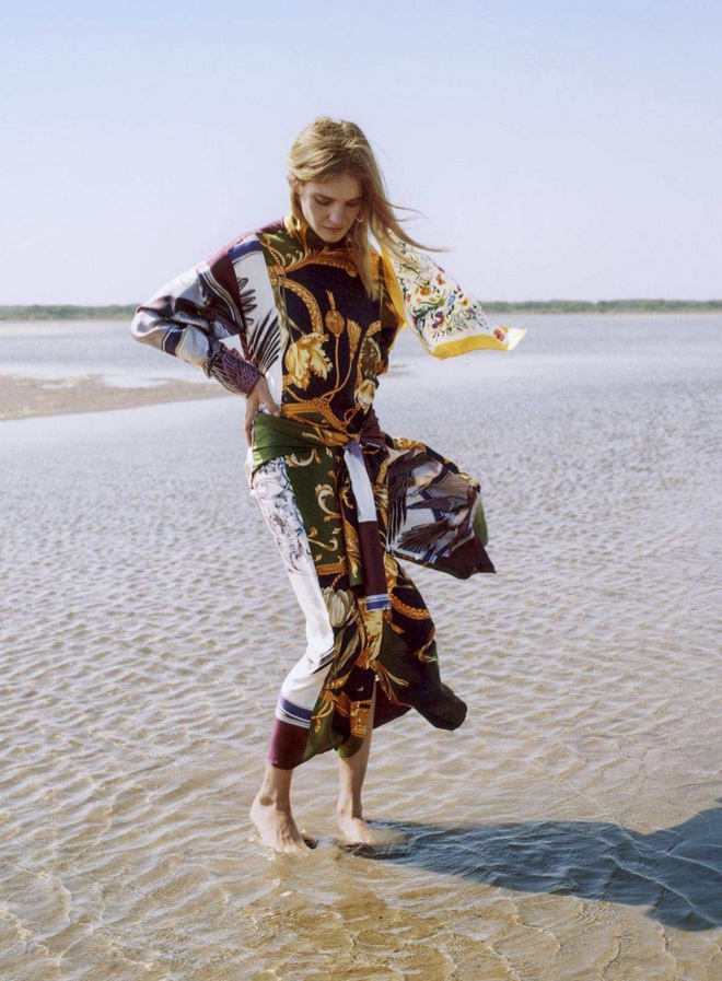 Natalia Vodianova Beach Editorial02