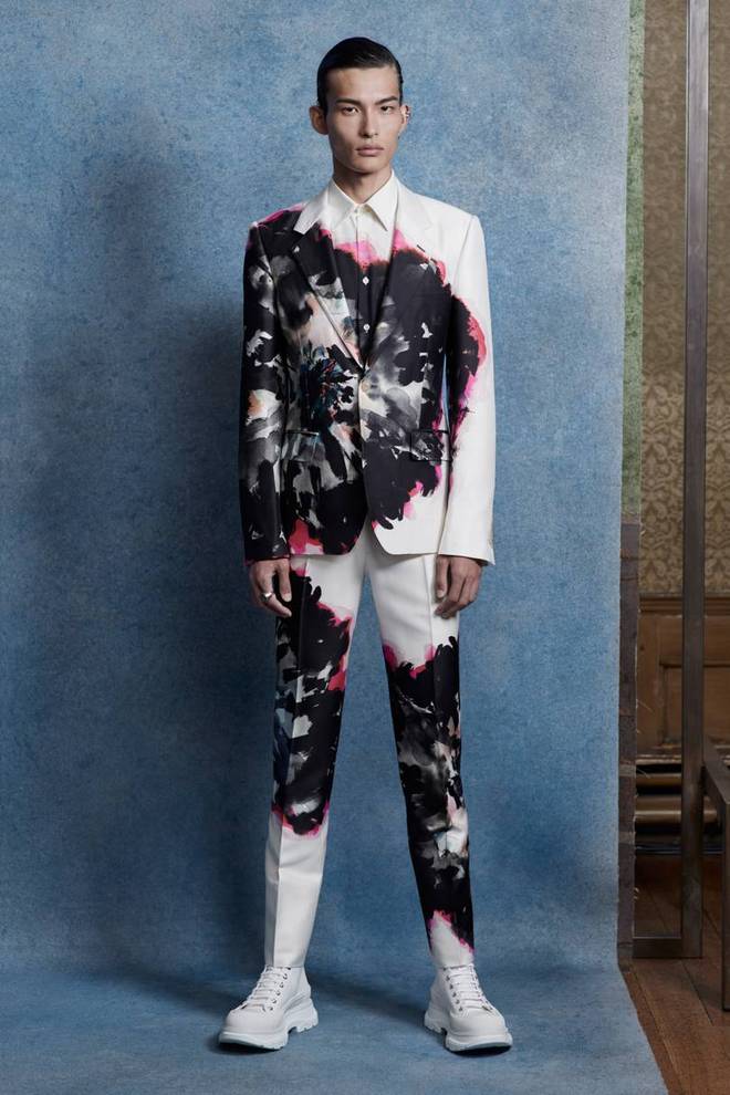 00002 alexander mcqueen menswear spring 20 credit ethan james green