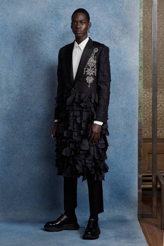 00002 alexander mcqueen menswear spring 20 credit ethan james green