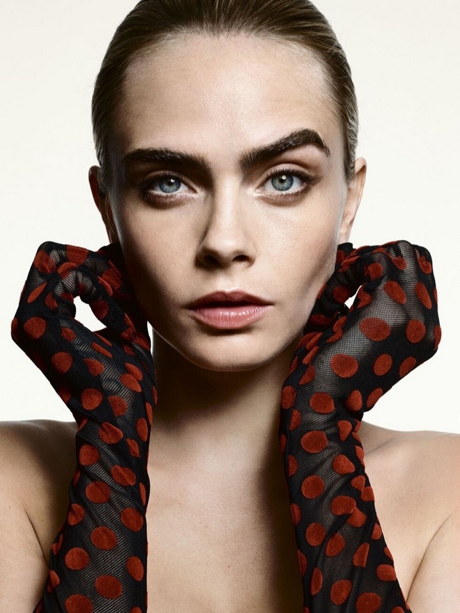 Cara Delevingne ELLE UK Cover Photoshoot01