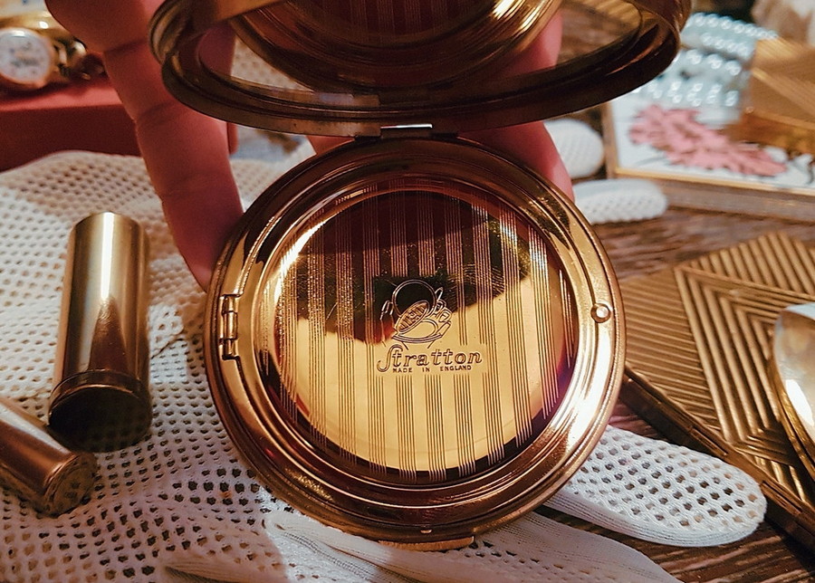 24f200559360b0f6314b3ac4a1baf3b9