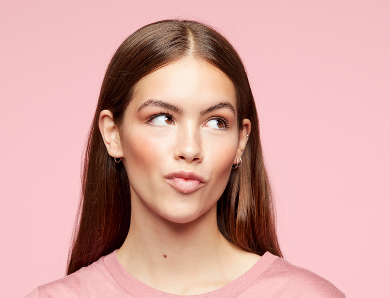 4250587771862 essence eyebrow stylist set 02 Image Front View Closed jpg