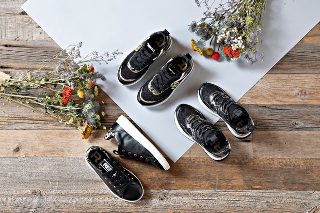 Replay FW2020 FOOTWEAR GIRL box 04