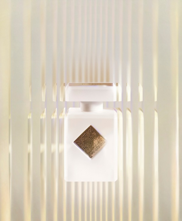 1 PARAGON VERTICAL A4 Flacon cr