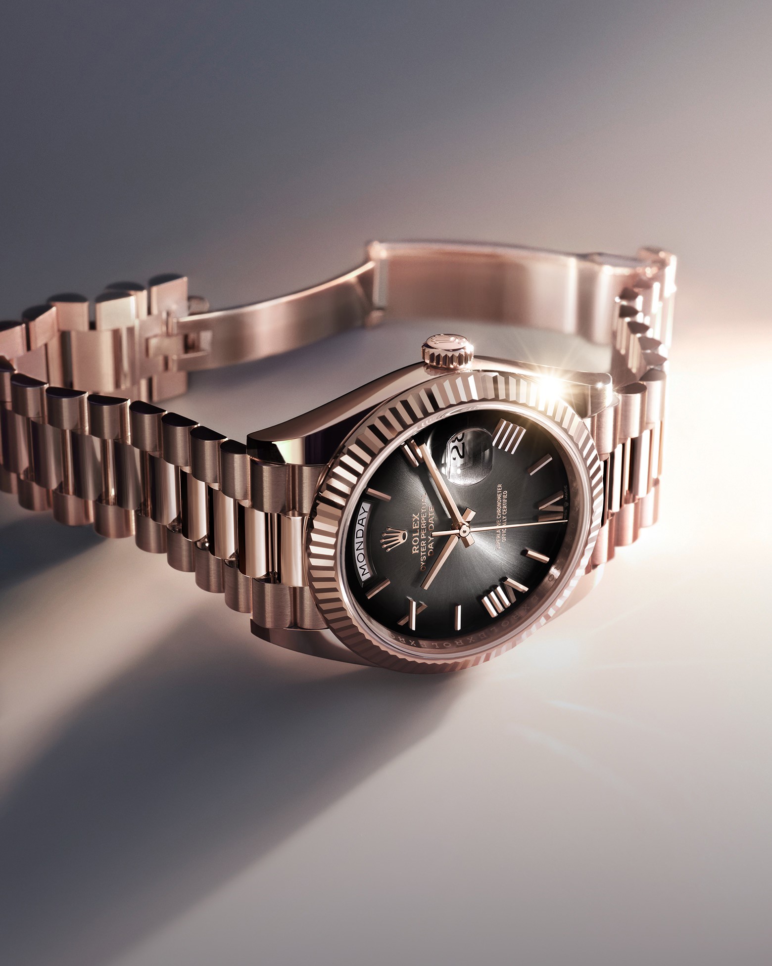 config launcher watches day date m228235 0055 2403jva 002 portrait