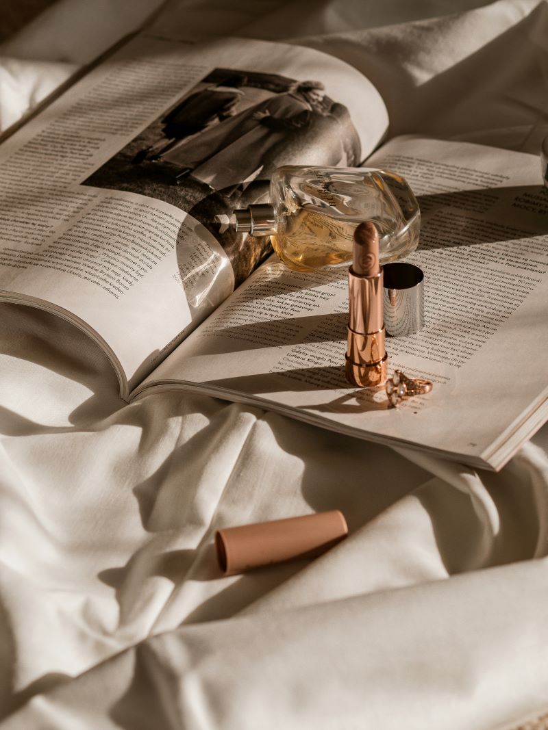 voska studio dR3QL3tNwsY unsplash