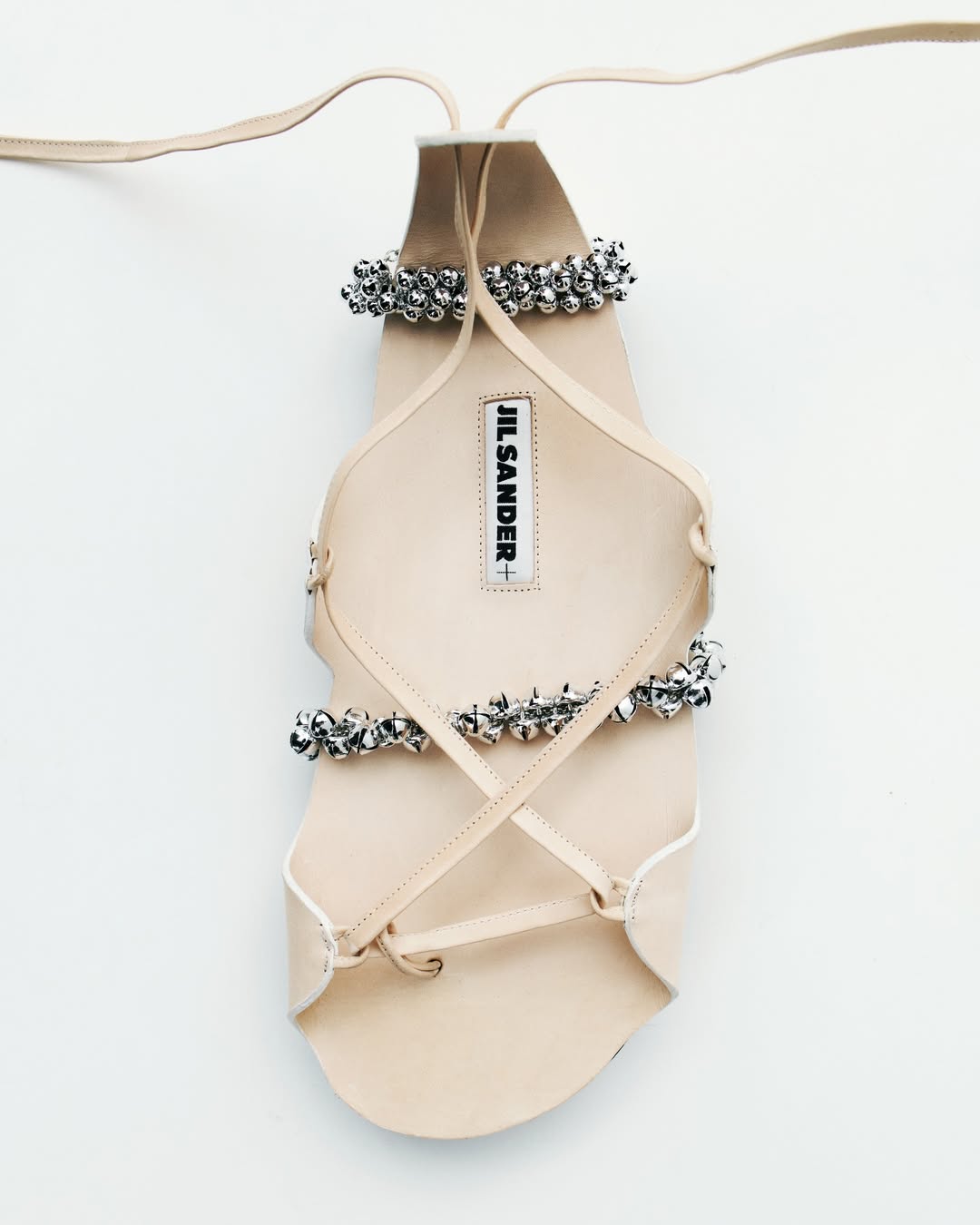 Nova uloga kustosa i istraživača modnih arhiva # Između etike, tehničkog znanja i kreativne aktivacije: kako konzervacija promišlja budućnost odijevanja