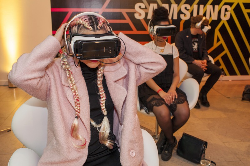 SamsungVR 16
