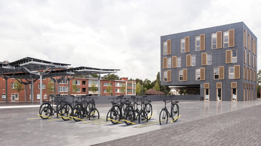 milou bergs za bajkov32