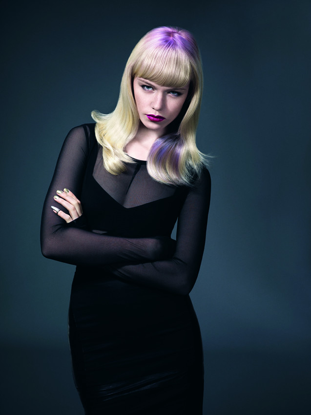 EL 2 2013 Punkettes Salon Long Camilla 01 067