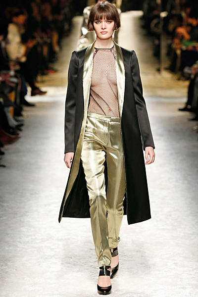 BLUMARINE FALL 2014 5