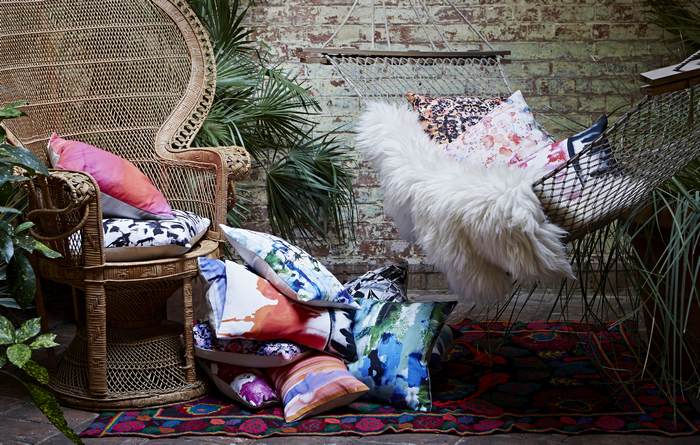 amysia 1353737832021956