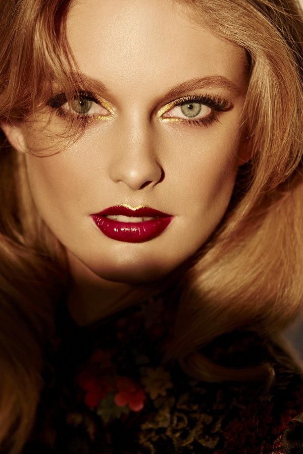 Patricia-van-der-Vliet-by-Diego-Uchitel-for-El-Pais-Semanal-January-2015