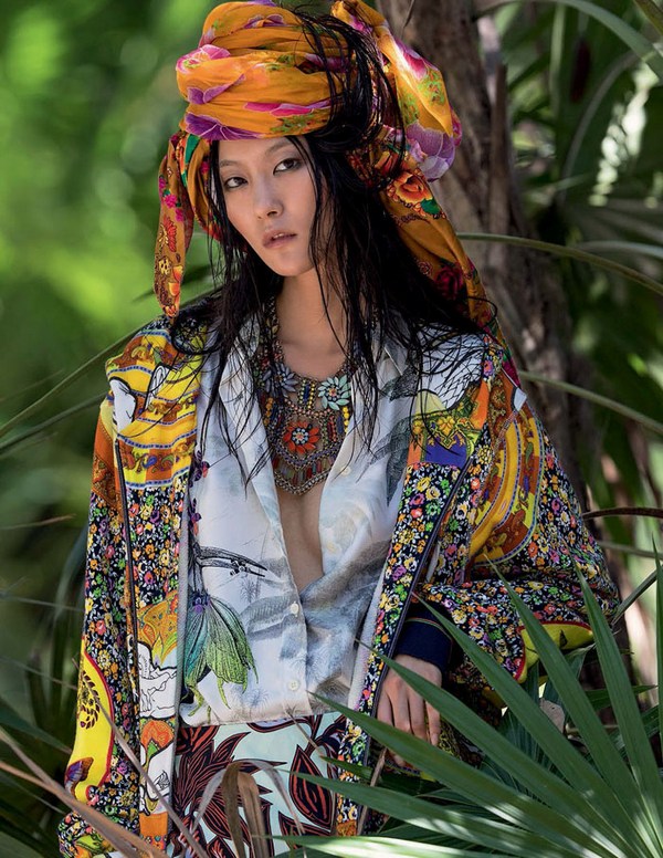 Ji-Hye-Park-Elle-Italia-Hans-Feurer-June-2015-2