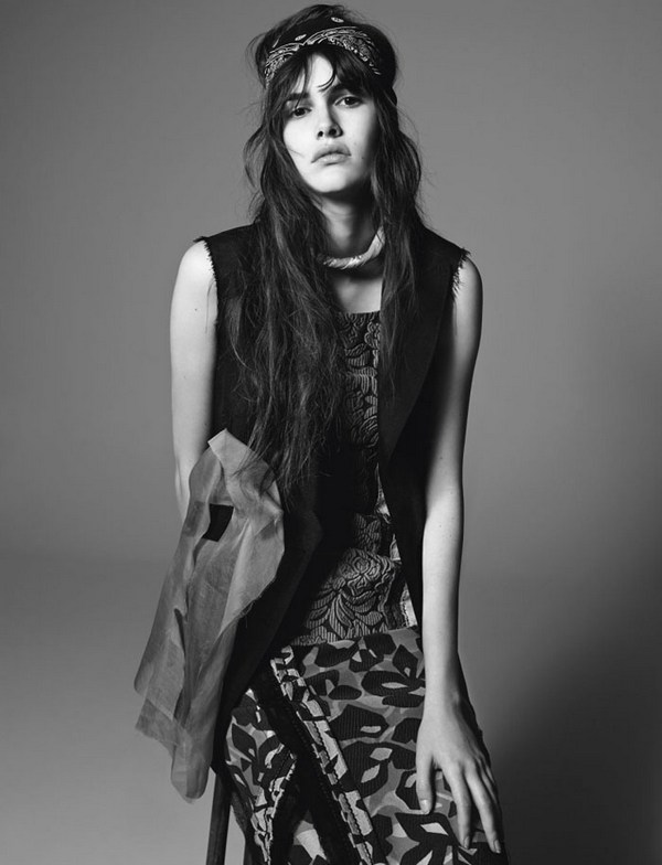 vanessa-moody-by-amy-troost-for-i-d-magazine-spring-2015-4