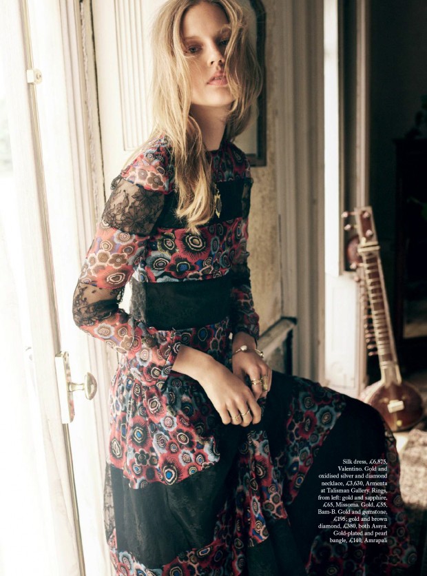Elisabeth-Erm-harpers-bazaar-uk-october-2015-bohemian-style-11nyu-620x836