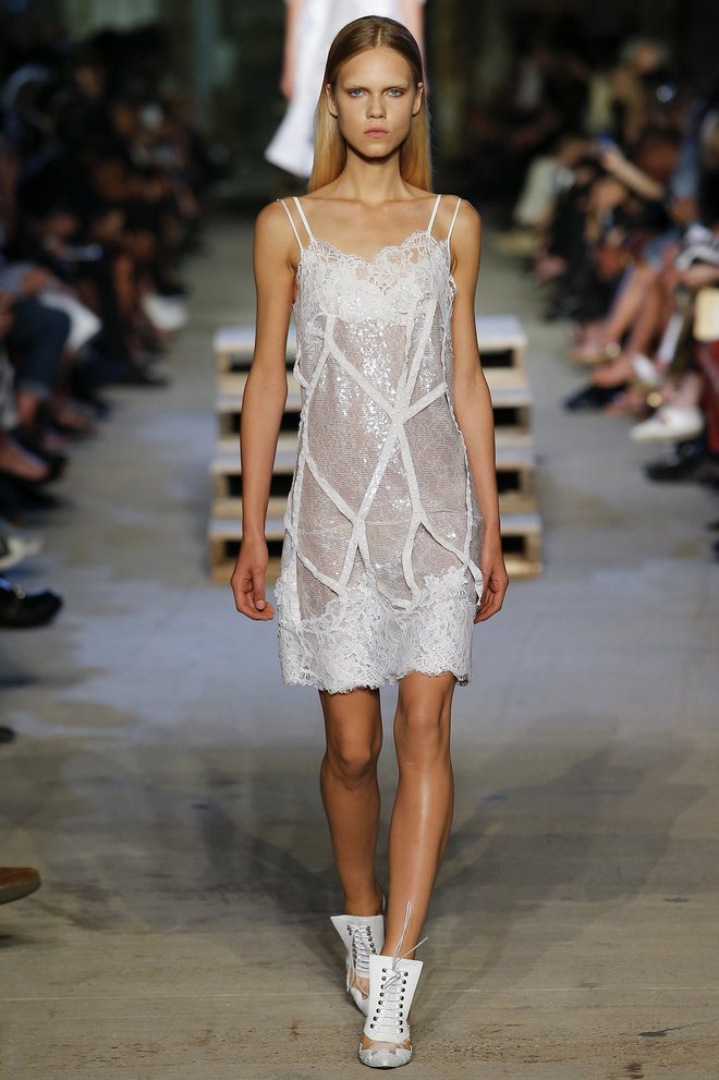 4-givenchy-spring-2016-rtw