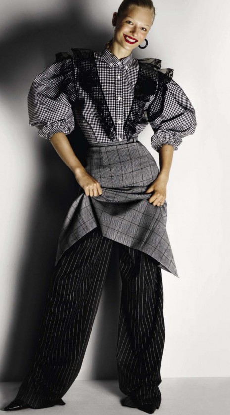 frederikke-sofie-nathalie-westling-lineisy-montero-by-mario-testino-for-vogue-italia-february-2016-10-465x840