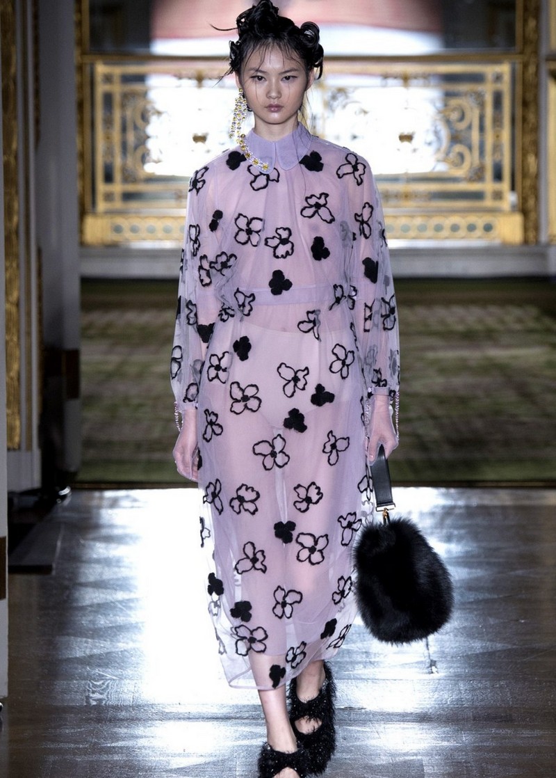 SIMONE ROCHA FALL 2016 12