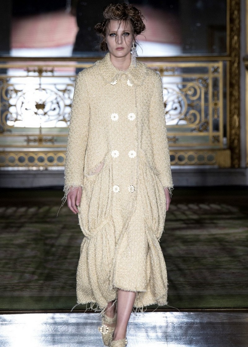 SIMONE ROCHA FALL 2016 4