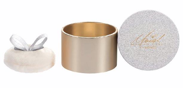 MAC MariahCarey LoosePowder TouchMyBody white 72dpiCMYK 1 cr