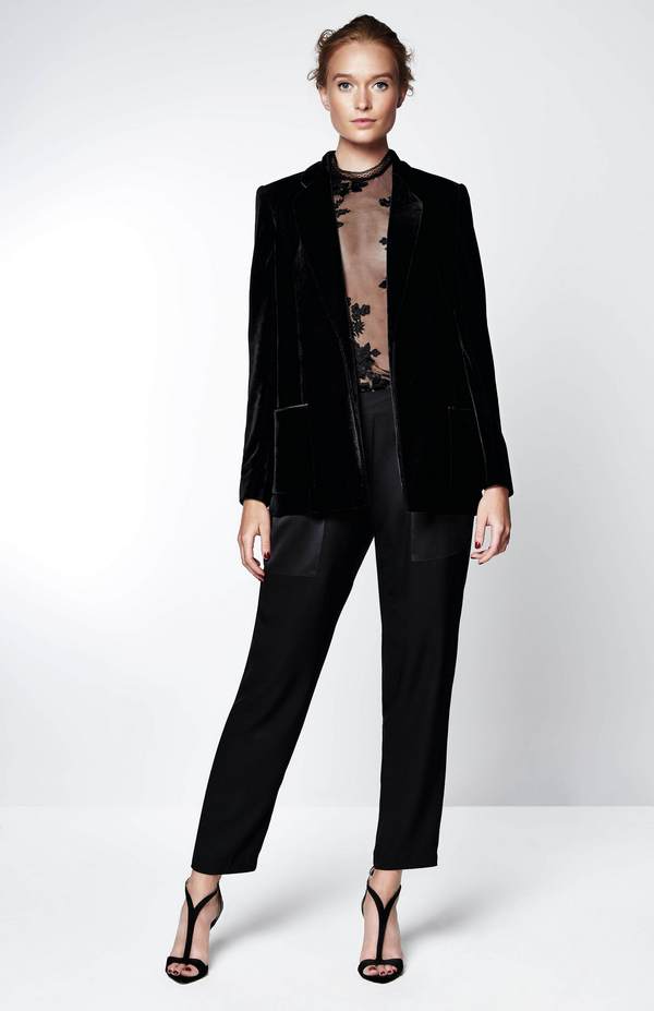 wallis 824492609672844