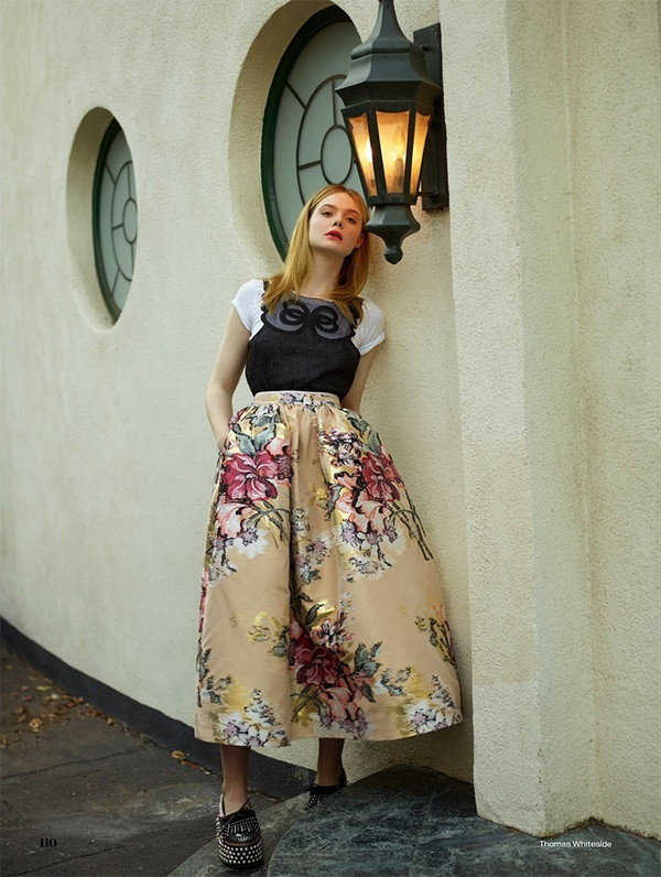 Elle-Fanning-ELLE-UK-2017-Photoshoot03