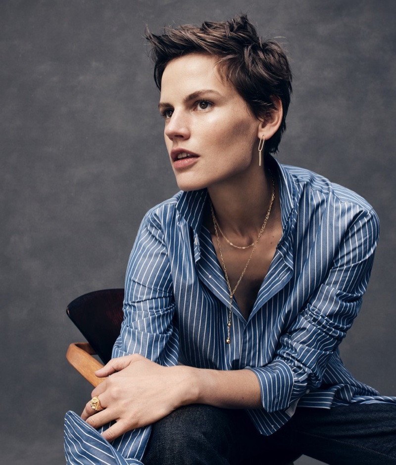 Isabeli Fontana Vogue Brazil October 2017 Cover Editorial05