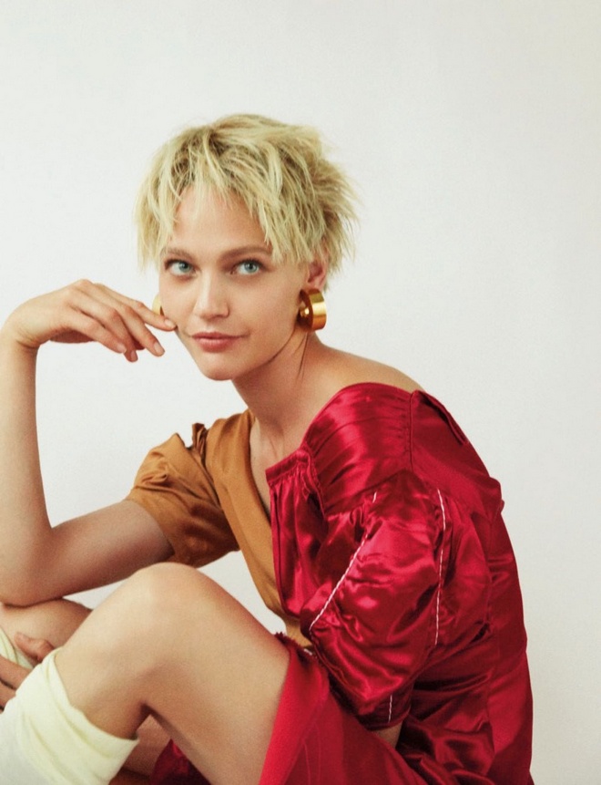 Sasha Pivovarova Vogue Thailand Cover Photoshoot02 1