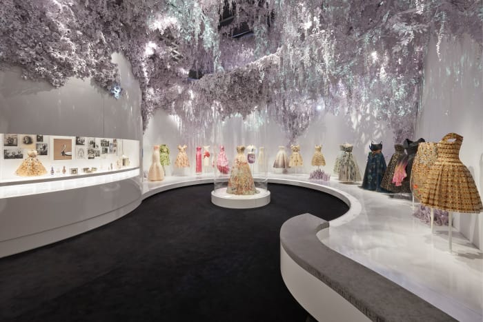 christian dior designer of dreams exhibit 6