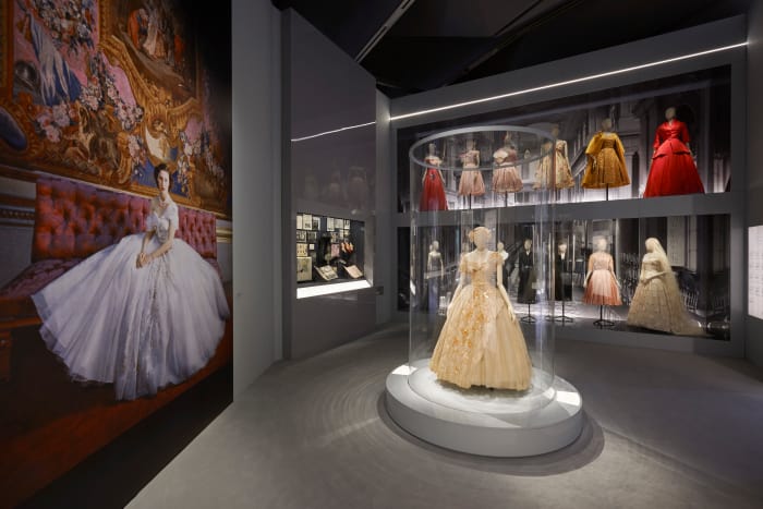 christian dior designer of dreams exhibit 6