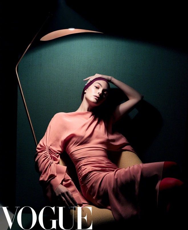 Vittoria Ceretti Vogue China Cover Photoshoot02