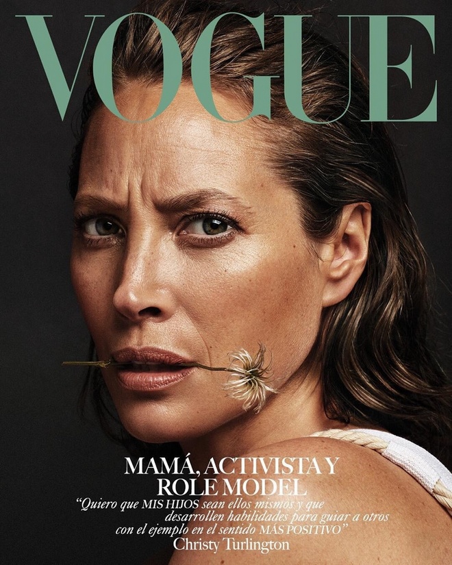 Christy Turlington Vogue Mexico May 2019 Covers01