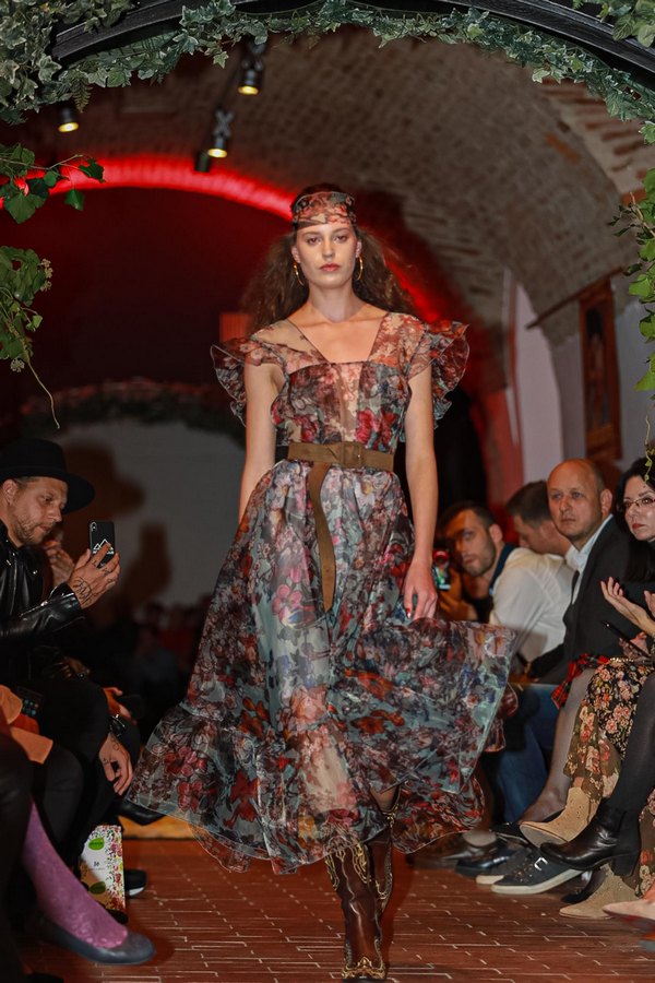 HIPPY GARDEN NEVERSTOPCHANGING 2019 003