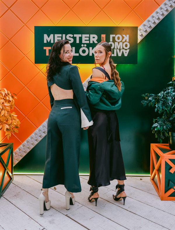 Nadine Kramarić i Lana Puljić 1 by Matej Grgić