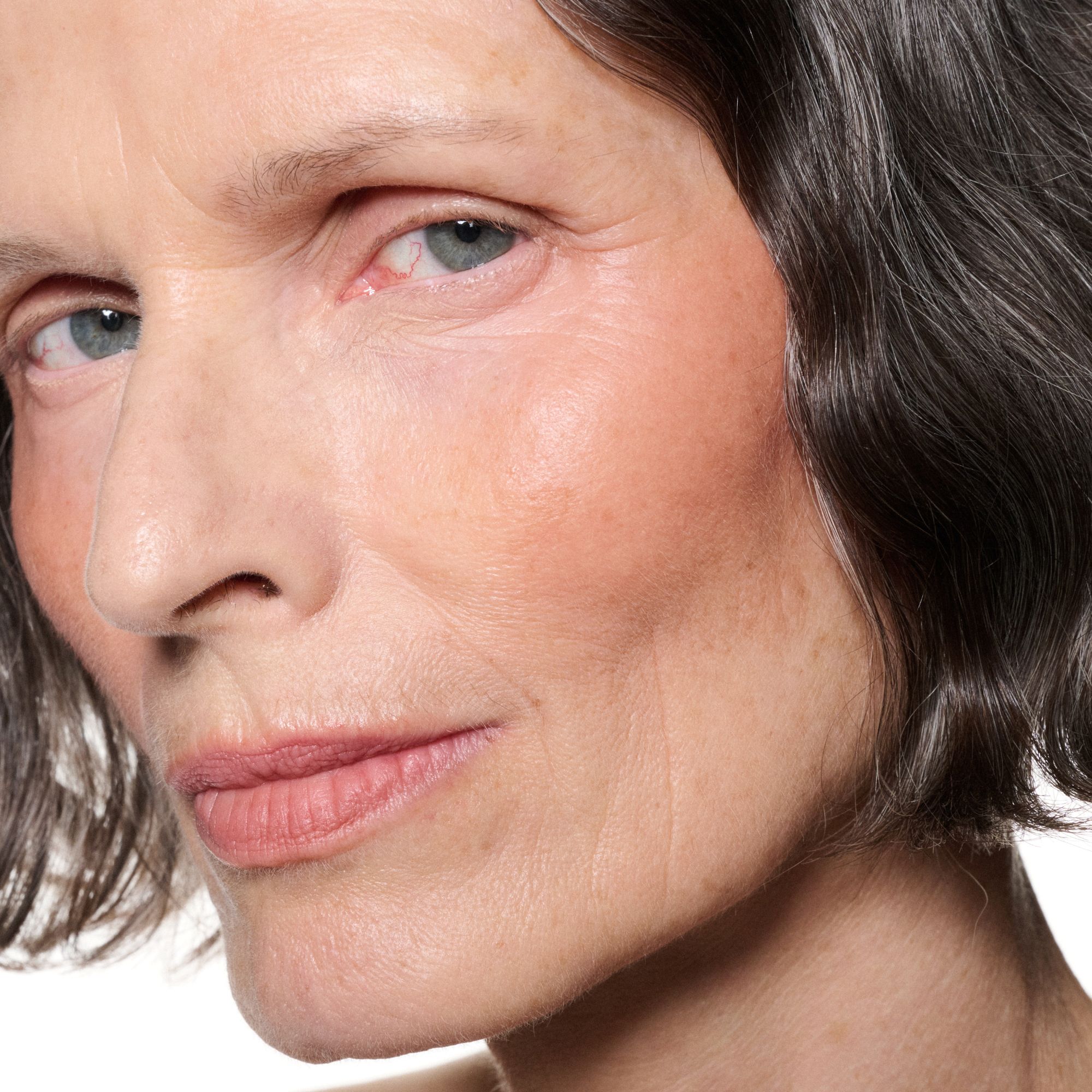 773602784219 FACE POWDERKISSLIPCHEEKMOUSE OVERTHETAUPE LIGHT