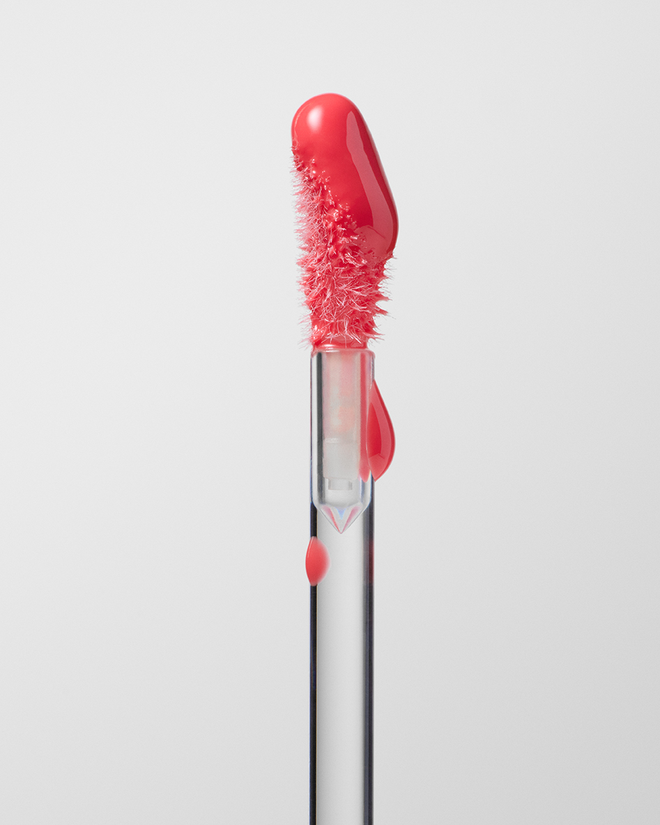 MAC FY26 JanuaryLip LipGlassAir Spritz 002 GLOBAL sRGB72