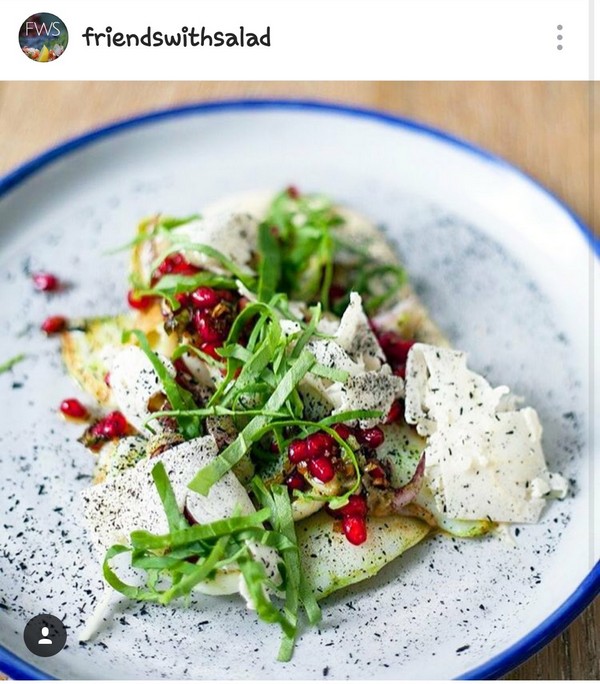 INST LIFE FRIENDS WITH SALAD10