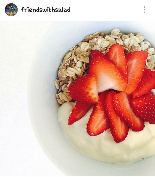 INST LIFE FRIENDS WITH SALAD22